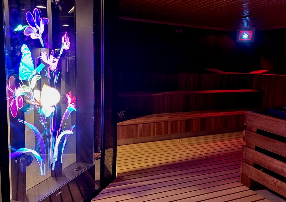 The world's first sauna sessions with holograms!